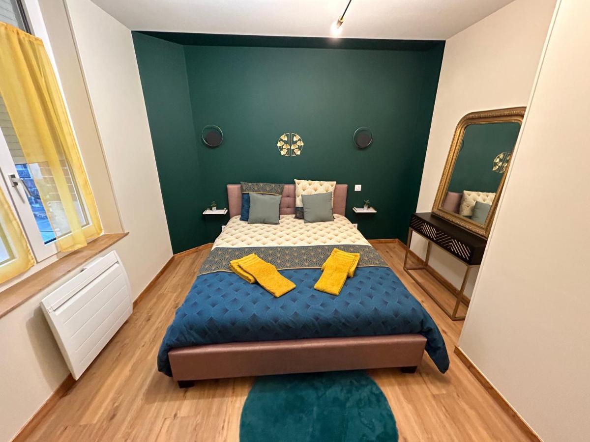 Ay Apartment